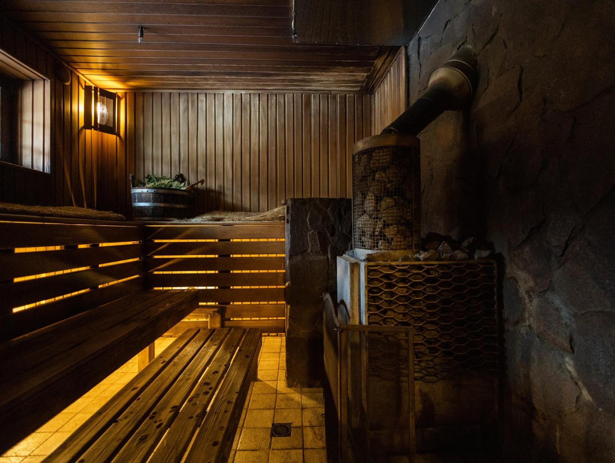 Korunka Hotel Tatariv Luaran gambar