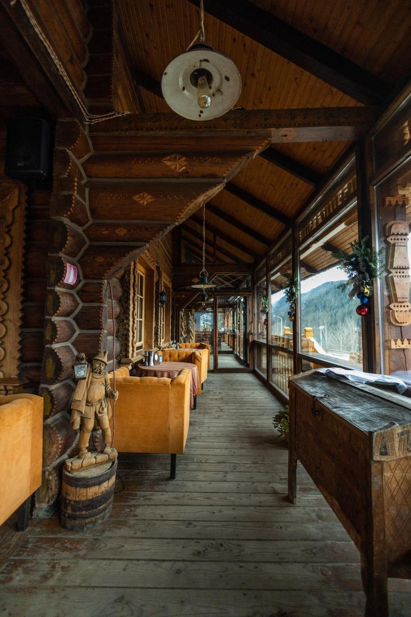 Korunka Hotel Tatariv Luaran gambar
